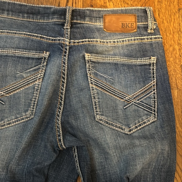 BKE Aiden 32R X 32 - Picture 3 of 4